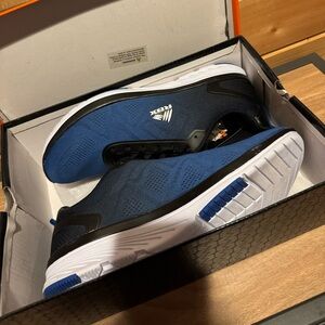 NIB - Men’s RBX Tennis Shoes - Size 11 Blue